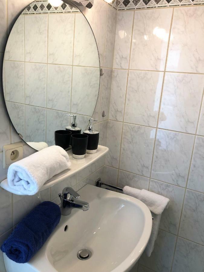 شقة Au Petit H ستافيلوت المظهر الخارجي الصورة